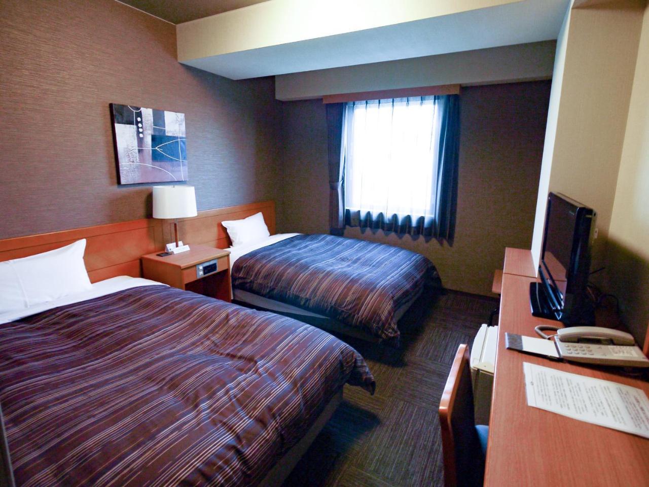 Hotel Route-Inn Tokoname Ekimae Екстериор снимка